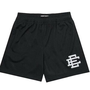 Selling 5 pairs of these shorts